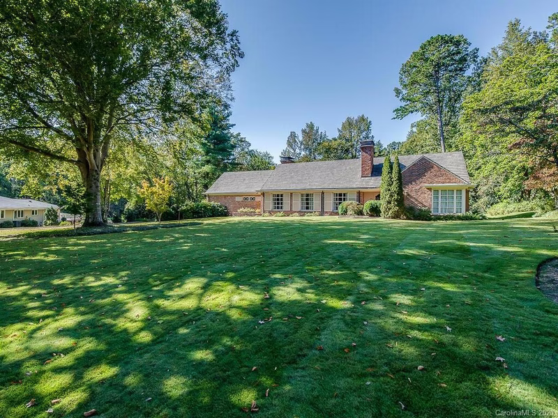 Property image 2 at 2412 Cloister Drive, Charlotte, NC 28211