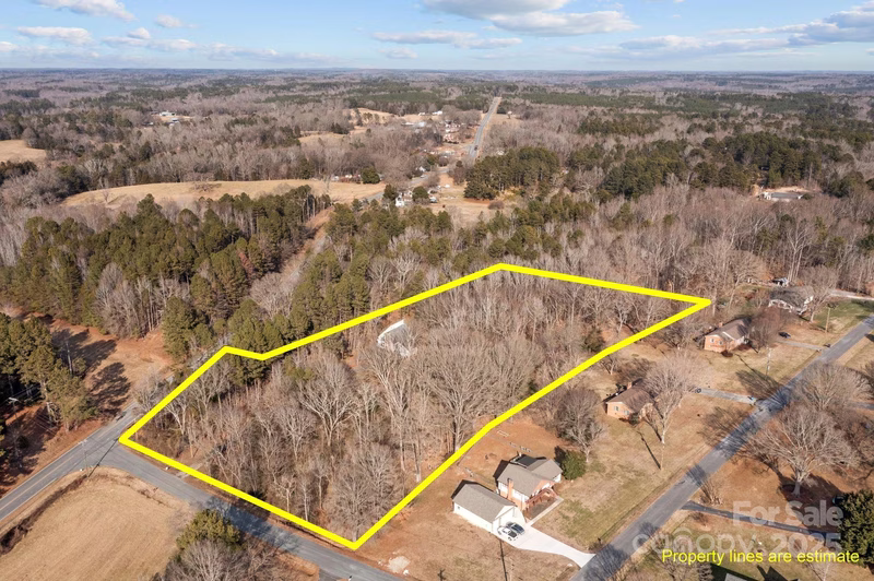 Property image 5 at 950 Lenhaven Street, Concord, NC 28025
