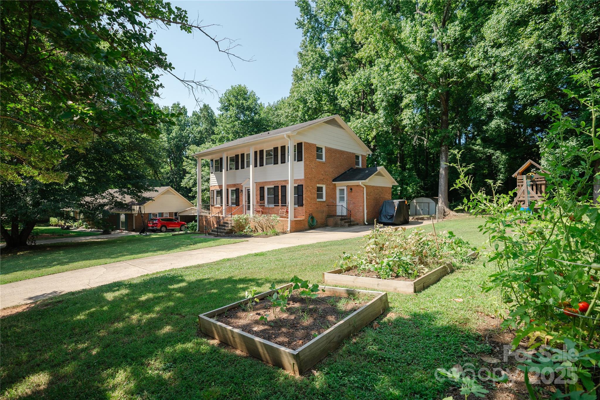 Property image 2 of 427 Willow Road in Westcliffe, Salisbury, NC 28147
