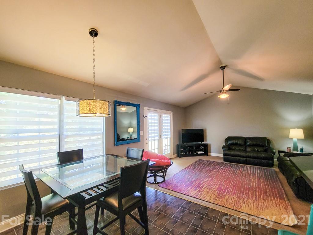 Property image 5 of 2654 Eagle Drive in Eagle Glen, Lincolnton, NC 28092