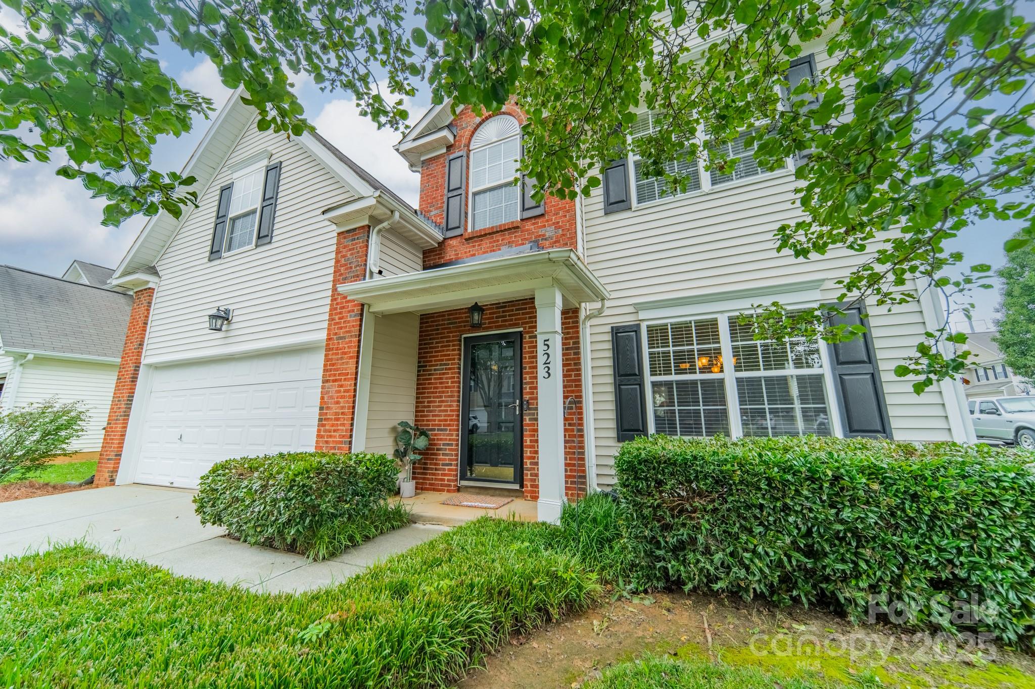 Property image 2 of 523 Galesburg Drive in Villages of Wesley Chapel, Monroe, NC 28110
