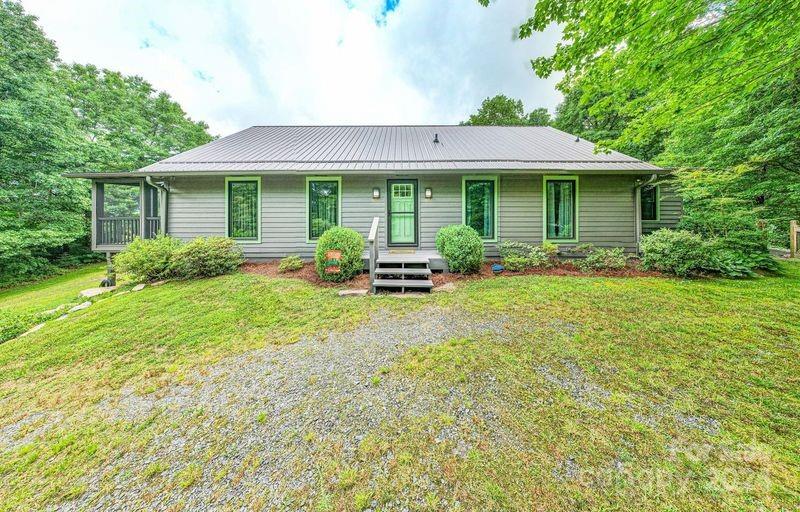 Property image 3 of 20 Panther Run in Ridge Haven, Brevard, NC 28712