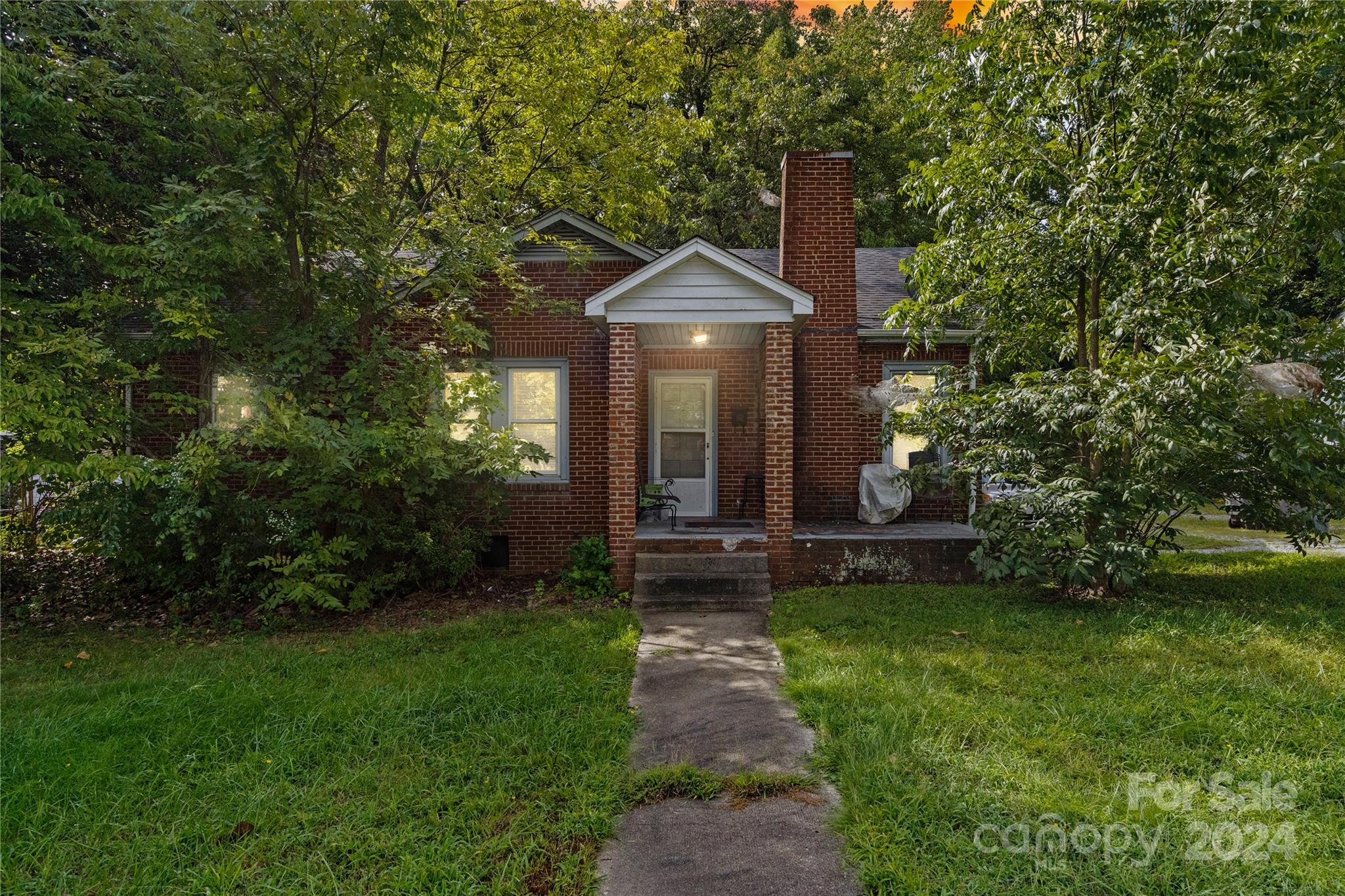Property image 2 of 1512 Lane Street in Jackson Park, Kannapolis, NC 28083