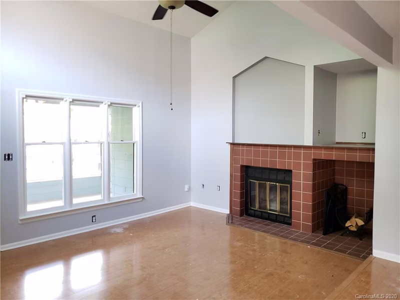 Property image 4 at 425 W 8th Street, Charlotte, NC 28202