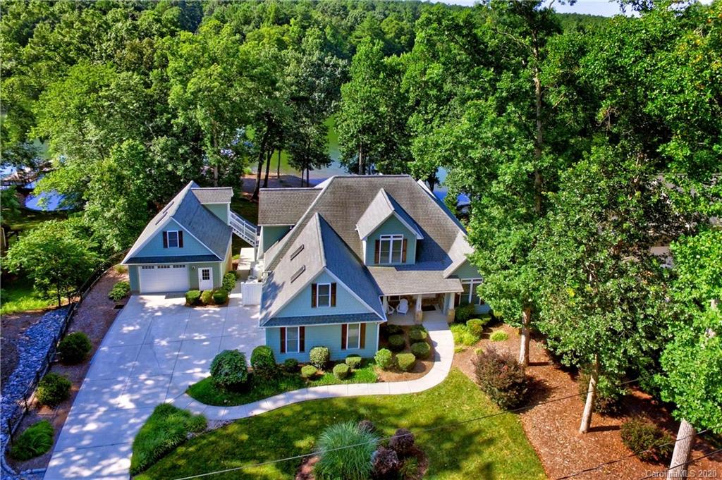 Property image 3 of 8779 Dog Leg Road in Sherwood Shores, Sherrills Ford, NC 28673