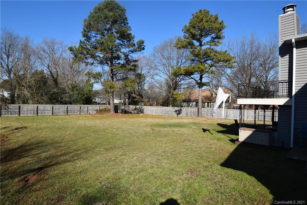 Property image 3 of 2409 Hoffman Street in Robinson Heights, Gastonia, NC 28054