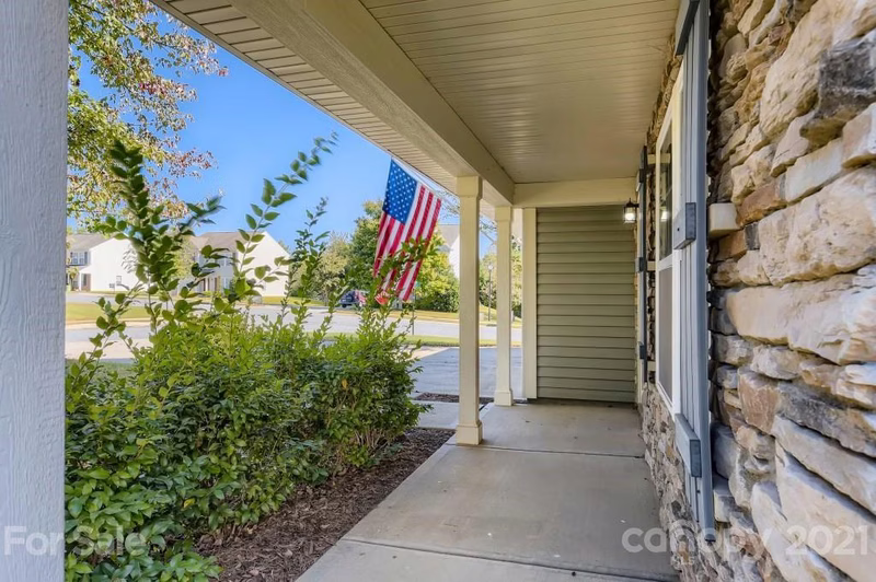 Property image 4 at 1426 Commonwealth Avenue, Statesville, NC 28677