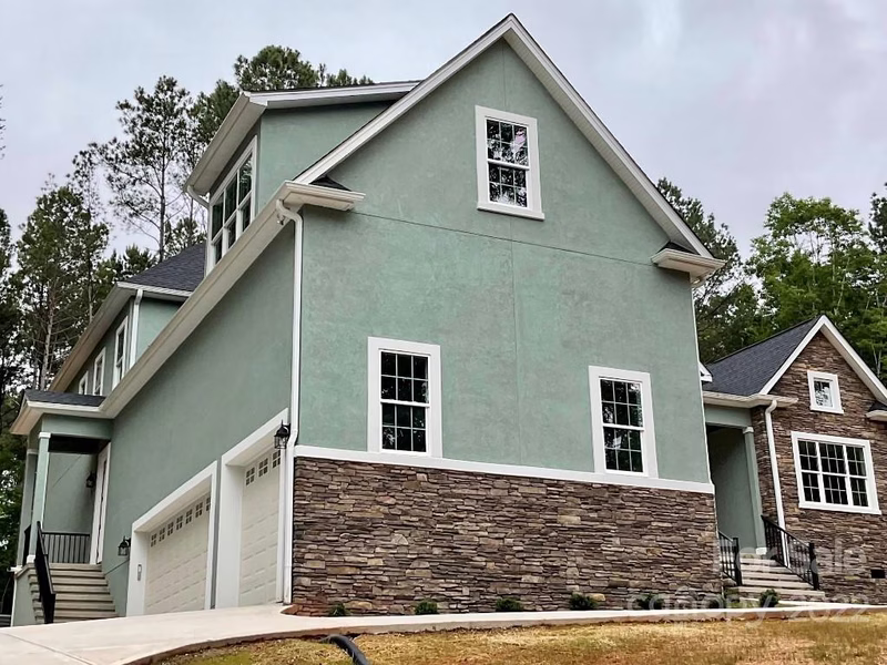 506 Kenway Loop
