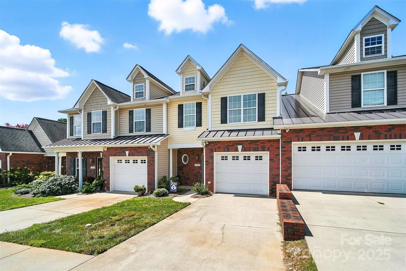 1995 Talbot Lane