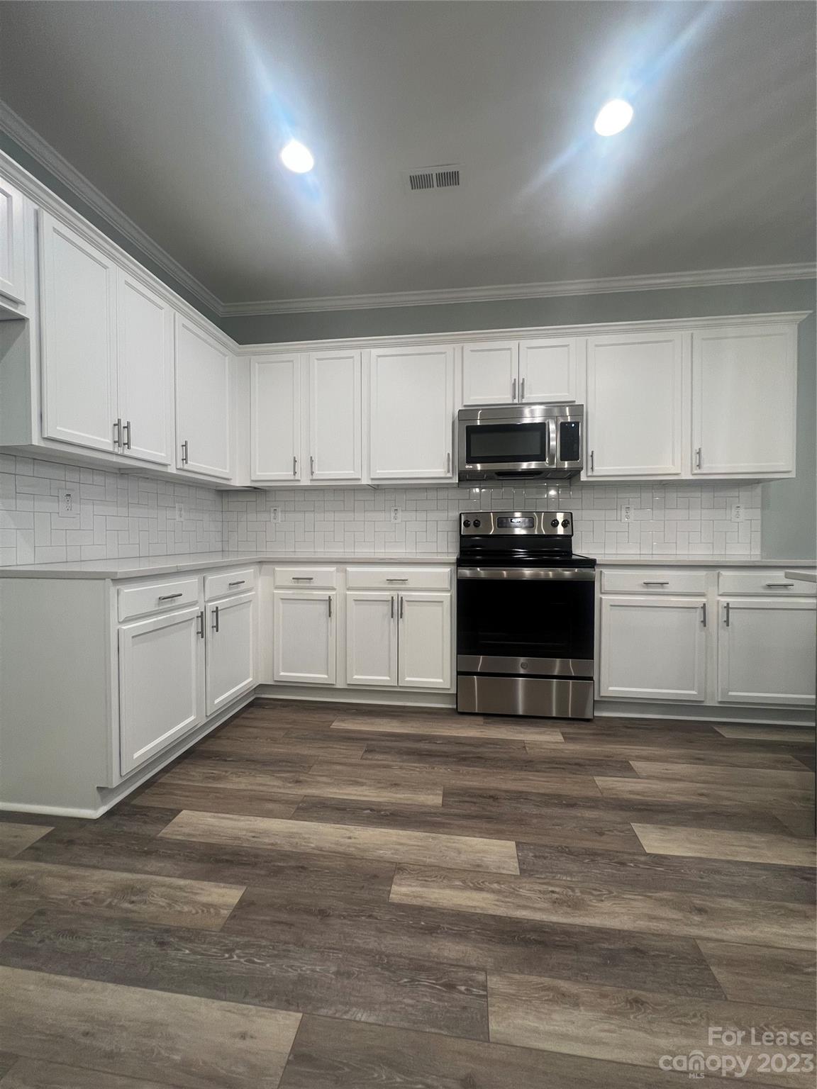 Property image 3 of 4038 Broadview Lane in Catawba Hills, Gastonia, NC 28056