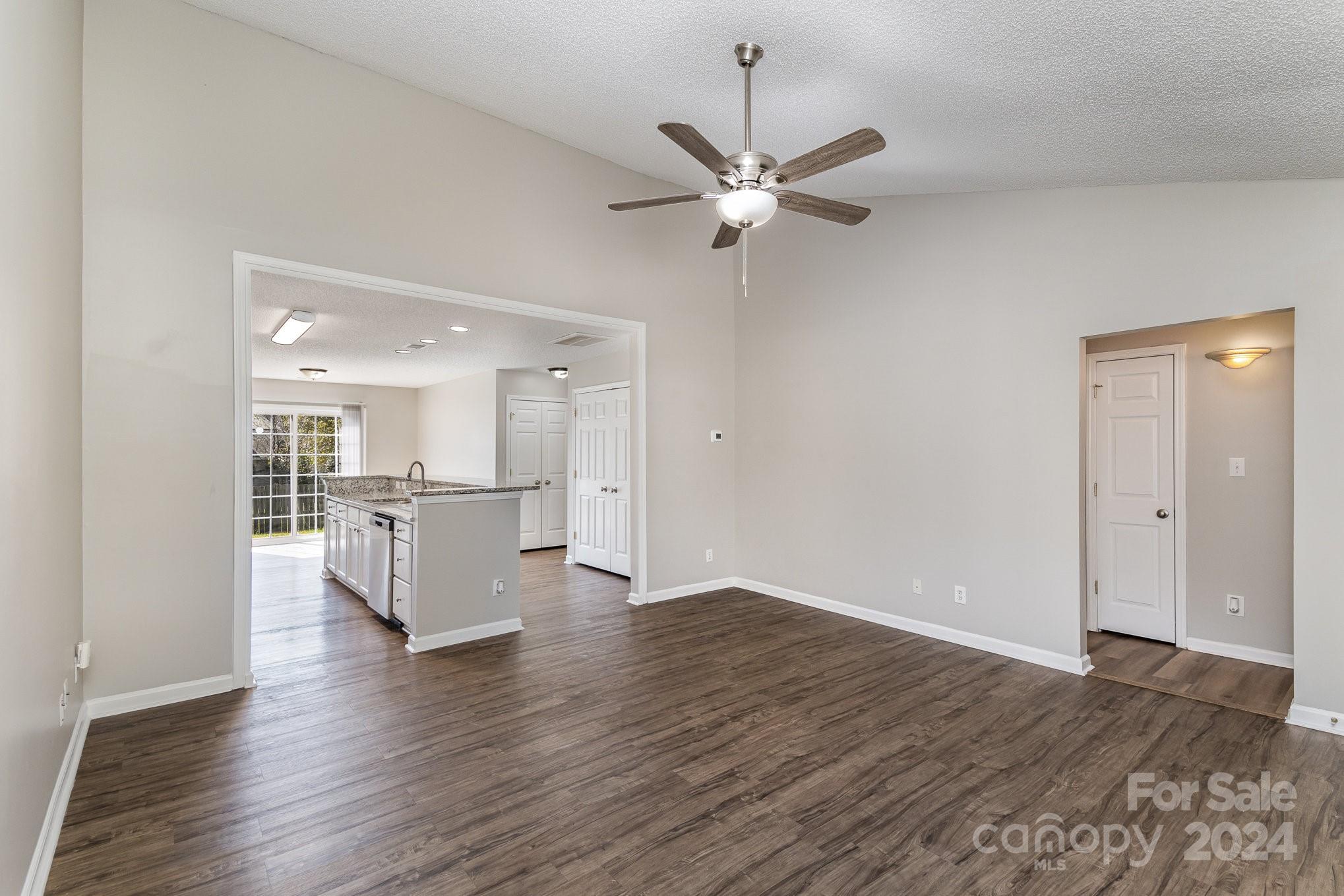 Property image 5 of 2126 Wexford Way in Taras Trace, Statesville, NC 28625