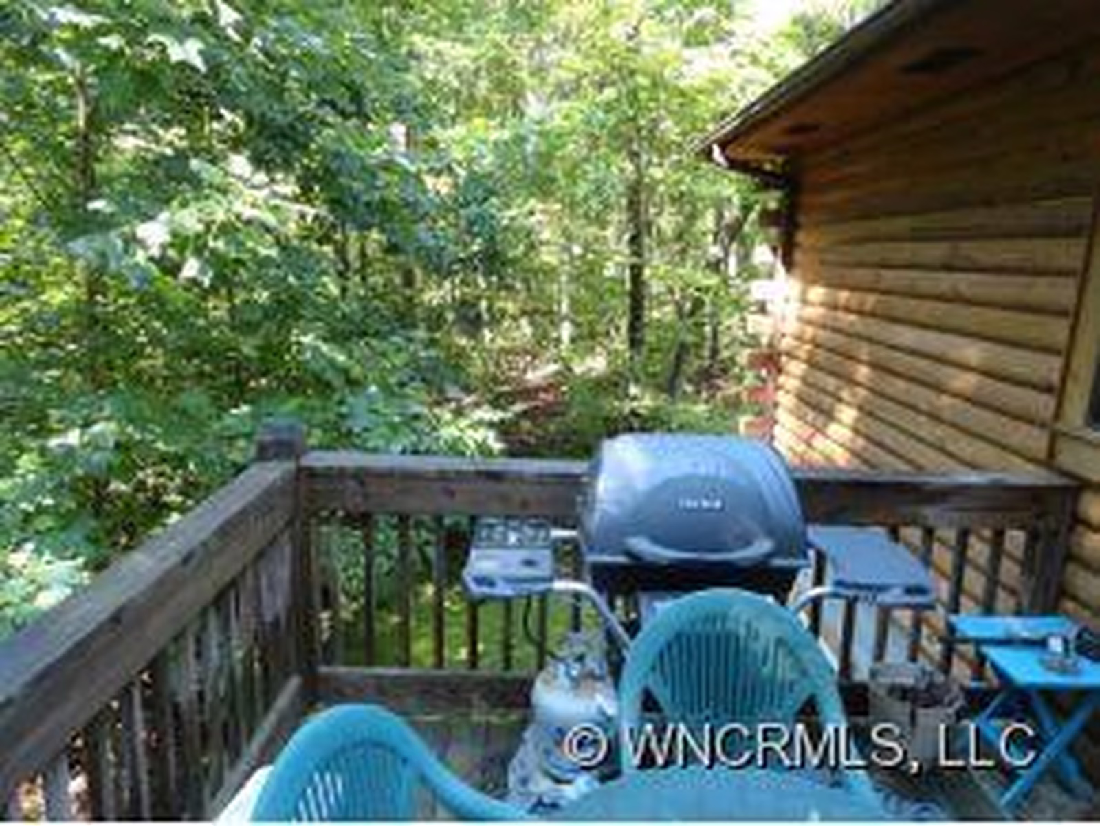 Property image 1 at 100 Matthew, Hendersonville, NC 28739