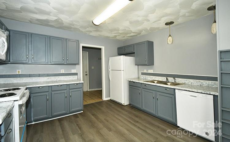 Property image 4 of 2131 Wexford Way in Taras Trace, Statesville, NC 28625