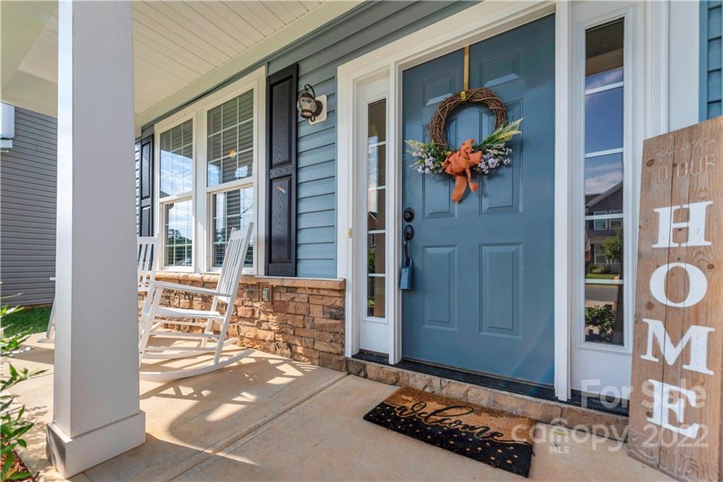 Property image 2 of 720 Robert Moses Drive in The Village At Parkside, Gastonia, NC 28056