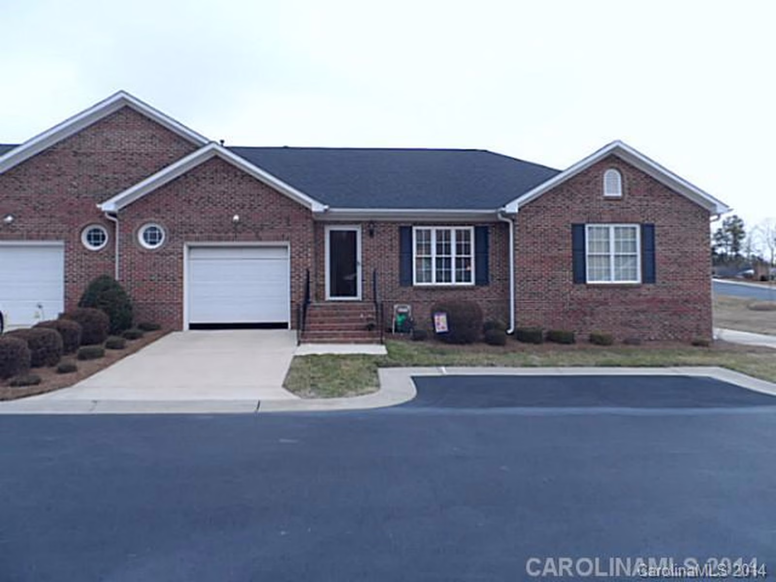 Property image 1 at 570 Queen Brogan Court, Gastonia, NC 28054