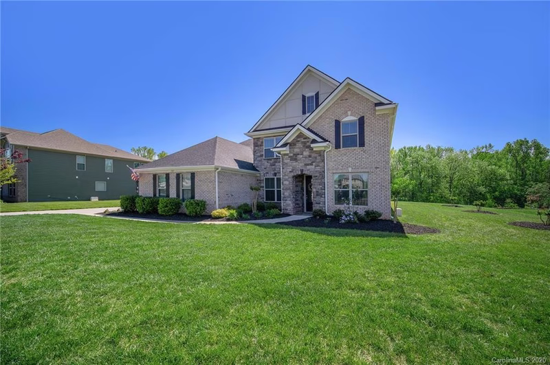Property image 3 at 705 Blaise Court, Matthews, NC 28104