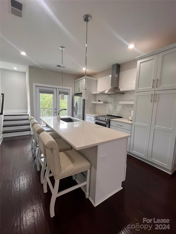 3625 Vallette Court