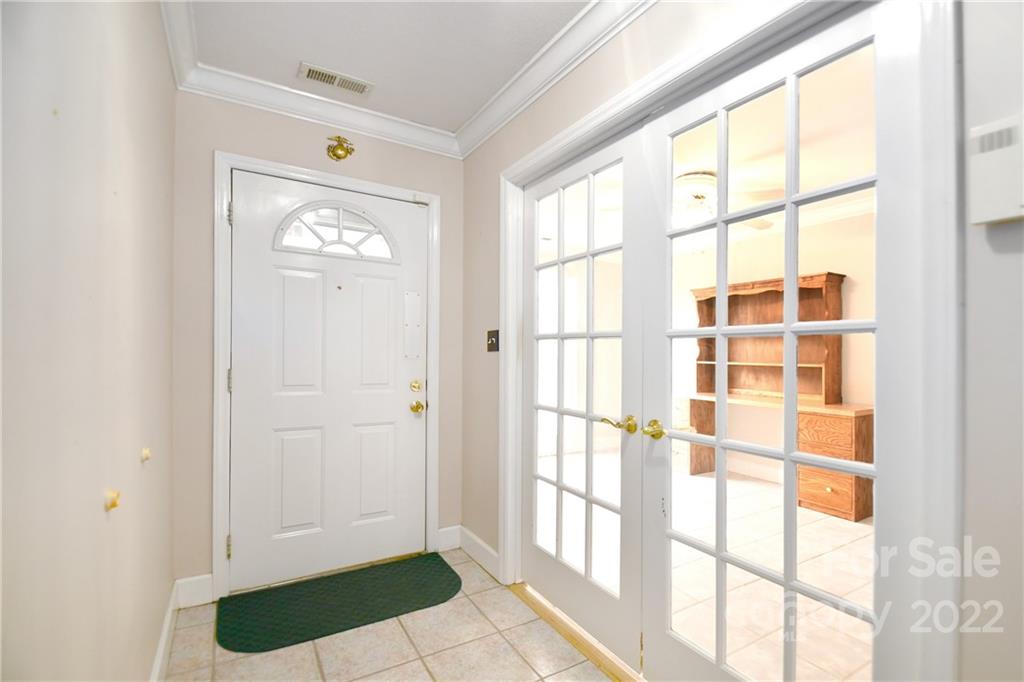 Property image 2 of 102 Yorkshire Drive in Woodfield, Salisbury, NC 28144