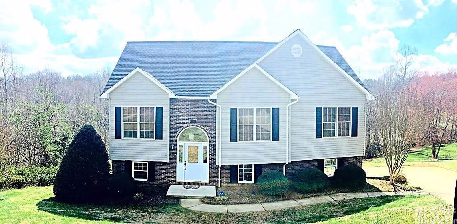 Property image 1 at 1352 Frances Court, Hickory, NC 28602