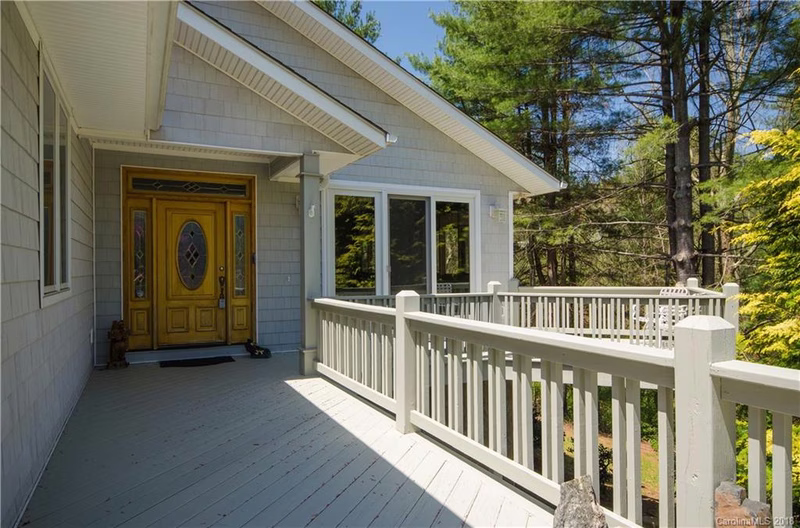 Property image 3 at 3013 Hickory Nut Trail, Hendersonville, NC 28739