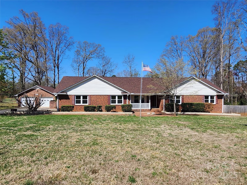 1301 Huckleberry Drive