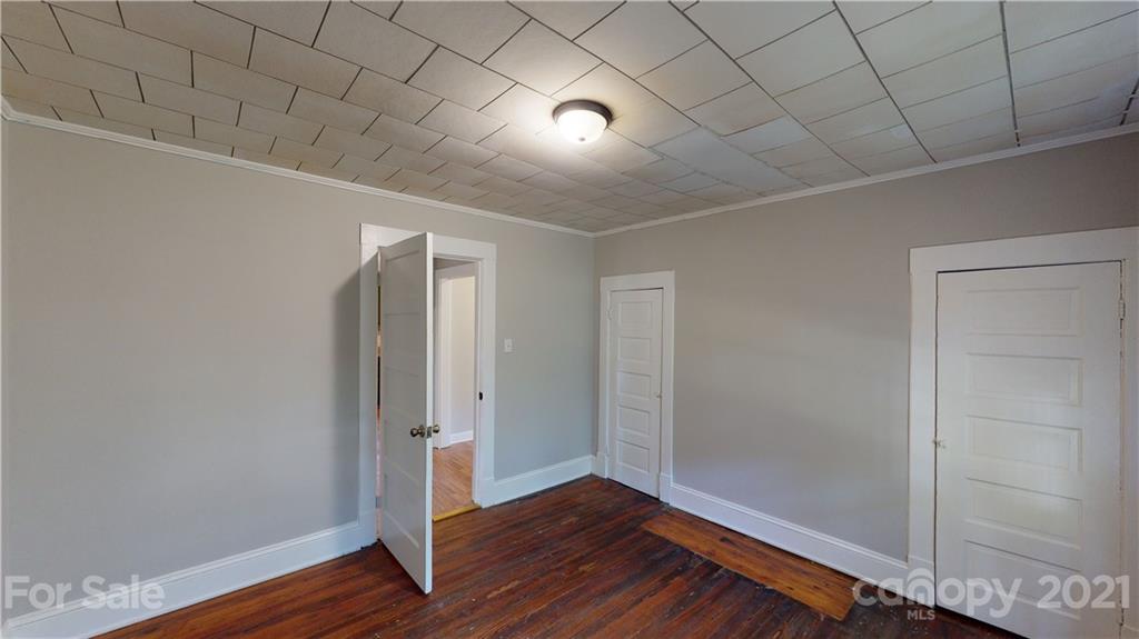 Property image 5 of 57 13th Street in SHUFORD MILL VILLAGE, Hickory, NC 28602