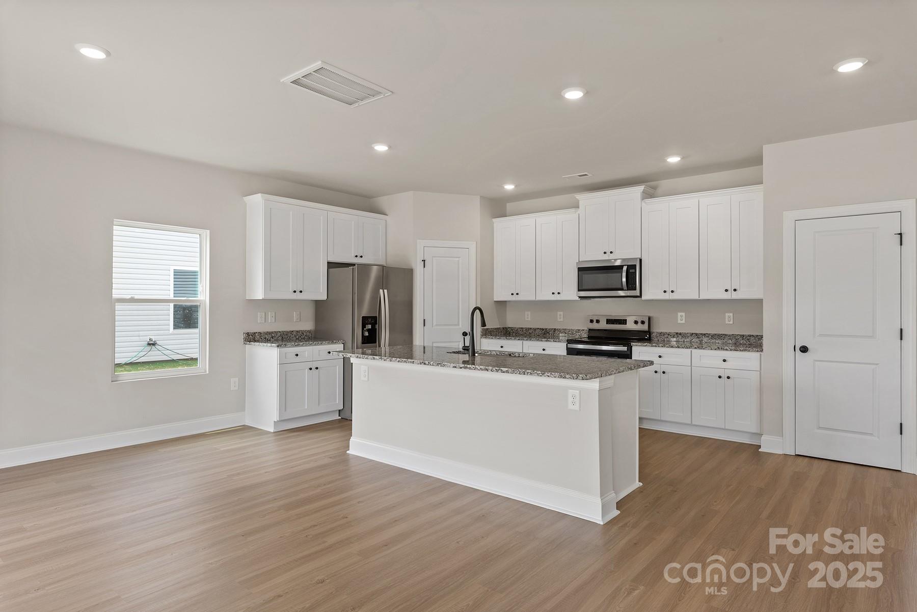 Property image 5 of 3448 Saddlebred Drive in Stagecoach Station, Gastonia, NC 28052