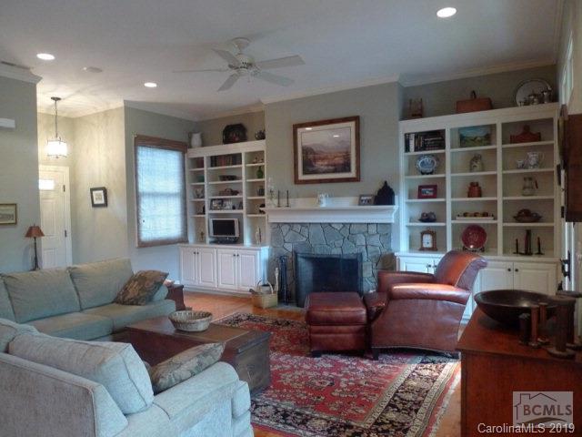 Property image 2 of 237 Lentz Landing Lane in Waterglyn, Nebo, NC 28761