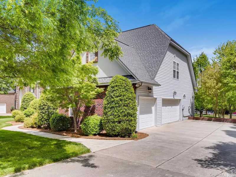 Property image 2 at 207 Castles Gate Drive, Mooresville, NC 28117