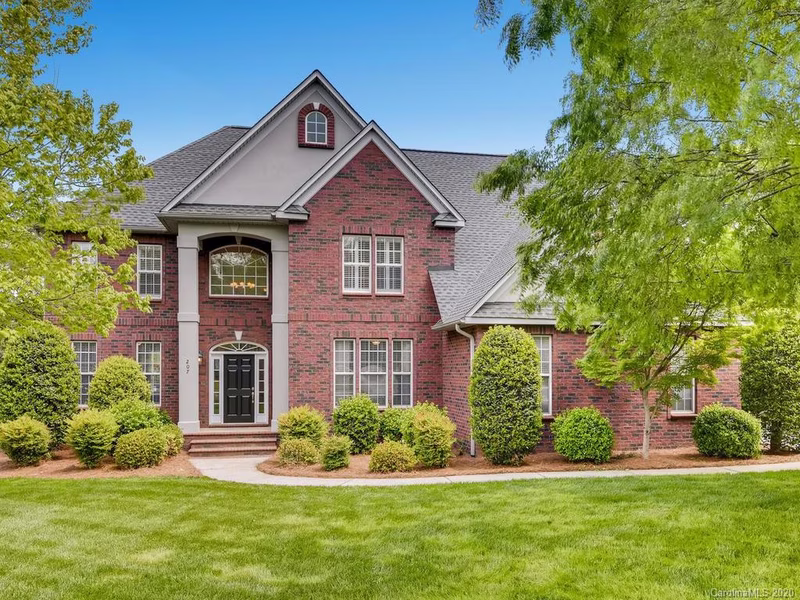 Property image 3 at 207 Castles Gate Drive, Mooresville, NC 28117