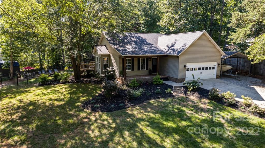 Property image 4 of 1769 Sherwood Court in Sherwood Shores, Sherrills Ford, NC 28673