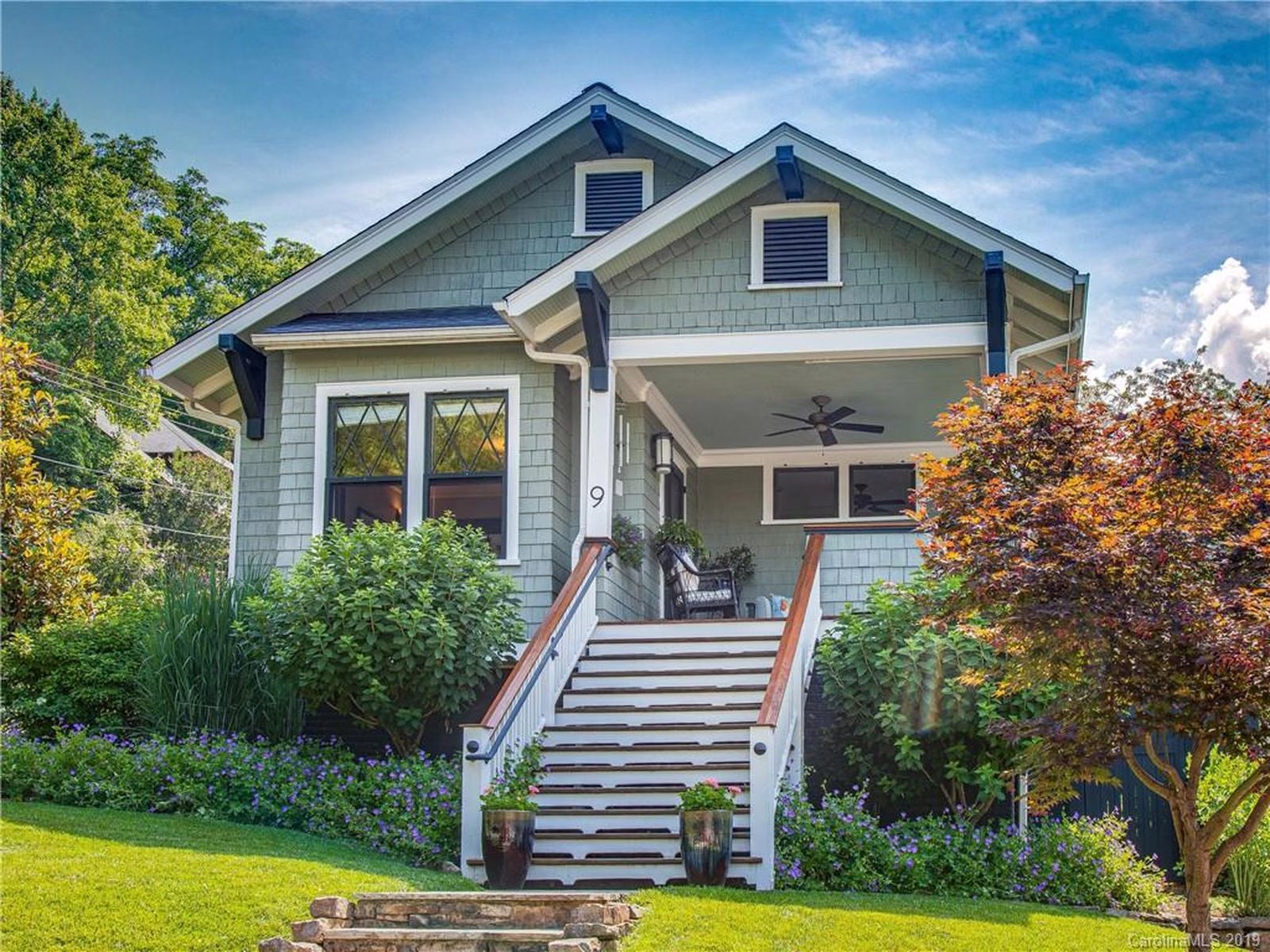 Property image 1 at 9 Oak Park Road, Asheville, NC 28801