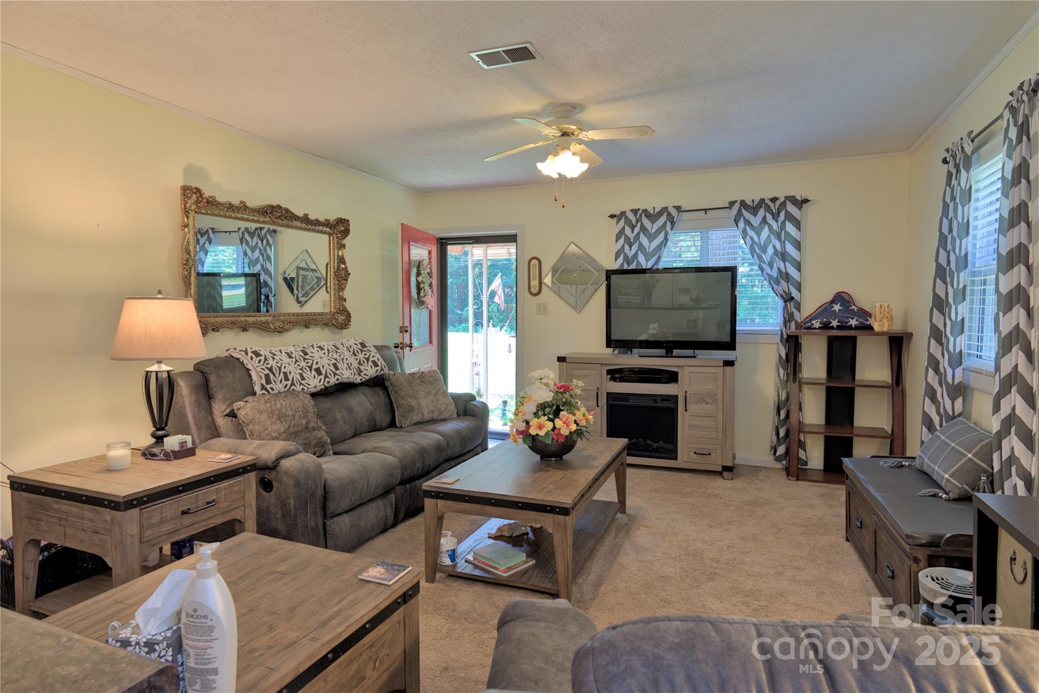 Property image 3 of 252 Chuckwood Road in Holiday Harbor, Mooresville, NC 28117