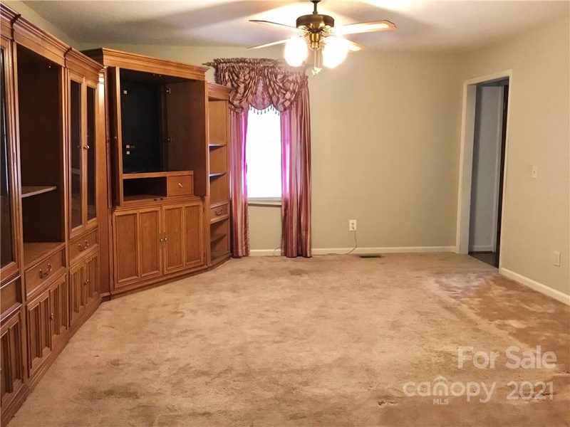 Property image 2 at 302 Red Oak Drive, Lenoir, NC 28645
