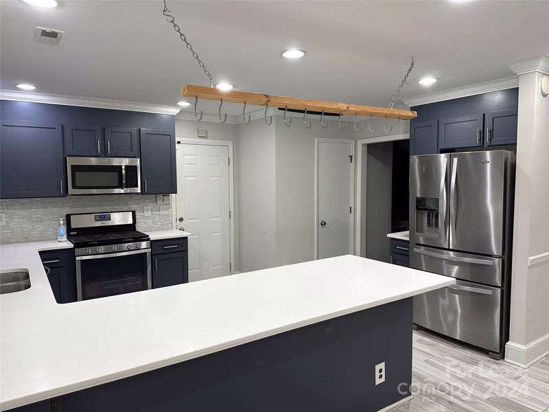 Property image 5 at 4014 Foxmoor Drive, Charlotte, NC 28226