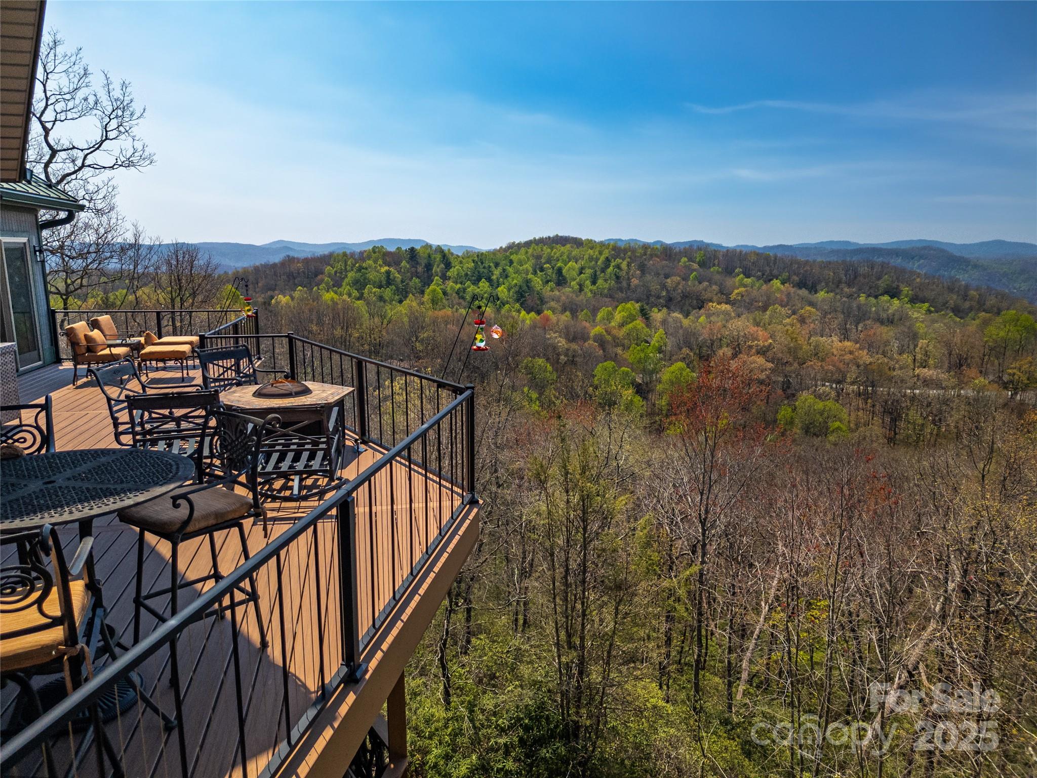 Property image 3 of 170 Oakanoah Court in Connestee Falls, Brevard, NC 28712