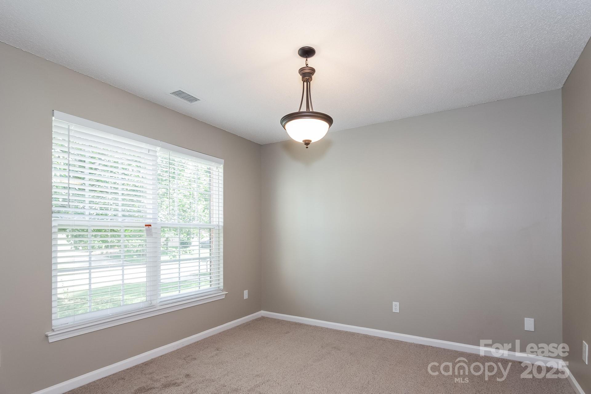 Property image 4 of 141 Austin Run Court in Waterside, Kannapolis, NC 28083