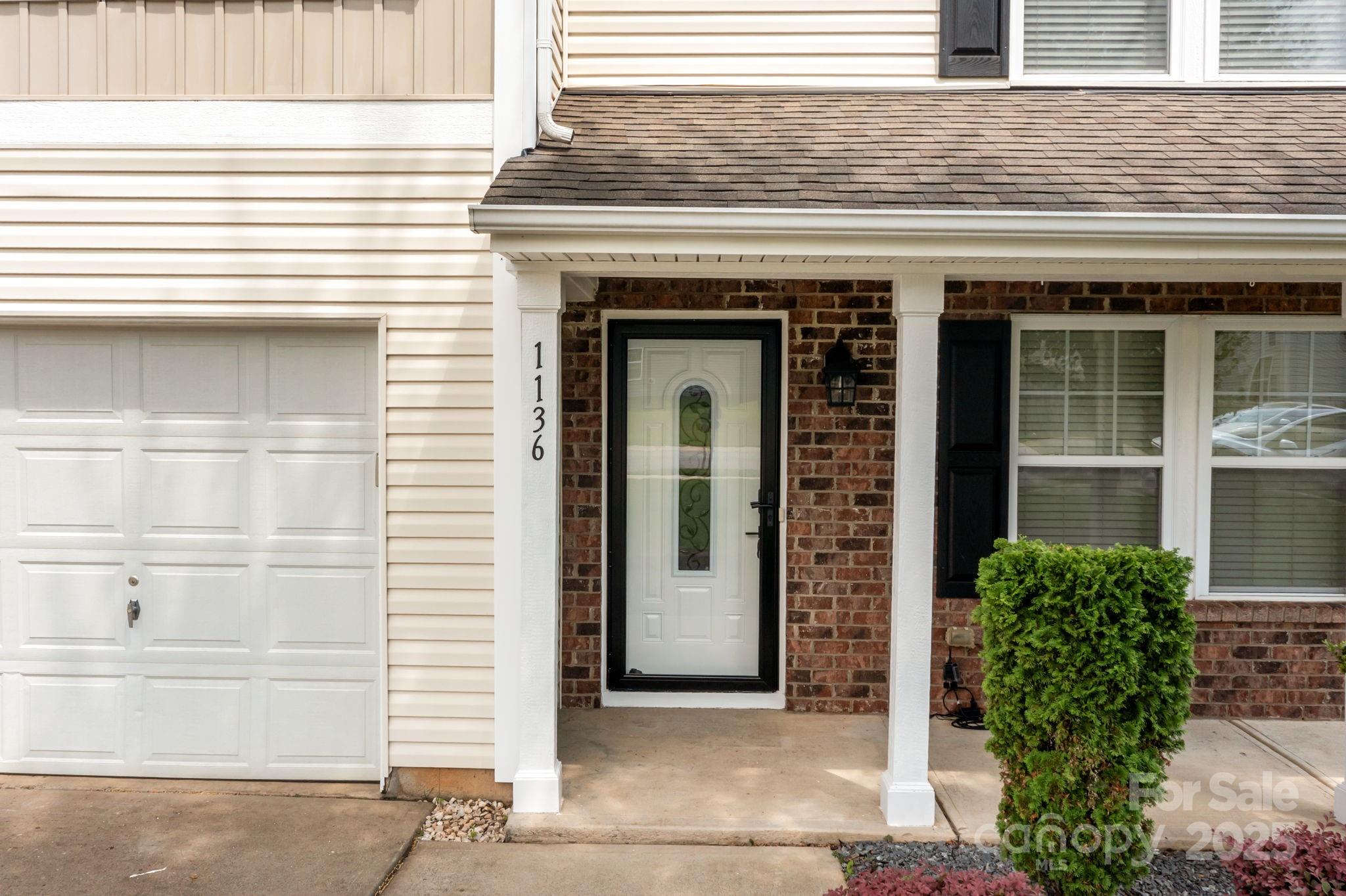 Property image 3 of 1136 Hunter Street in Valleybrook, Statesville, NC 28677