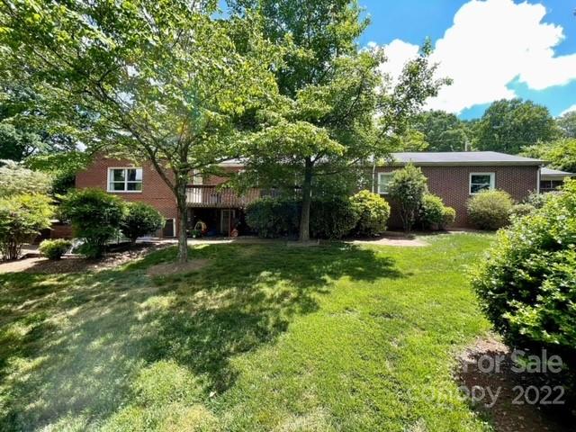 Property image 3 of 1414 Brentwood Drive in Dogwood Hills, Newton, NC 28658