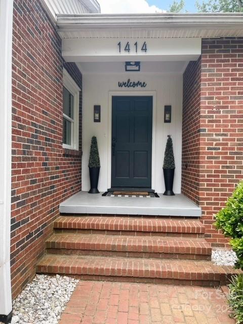Property image 5 of 1414 Brentwood Drive in Dogwood Hills, Newton, NC 28658