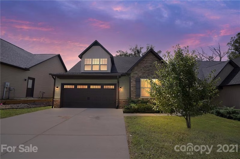 Property image 3 at 50 Onteora Oaks Drive, Asheville, NC 28803