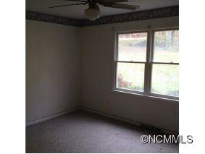 Property image 3 of 406 Friendship Ln in Thomas Woods, Pisgah Forest, NC 28768
