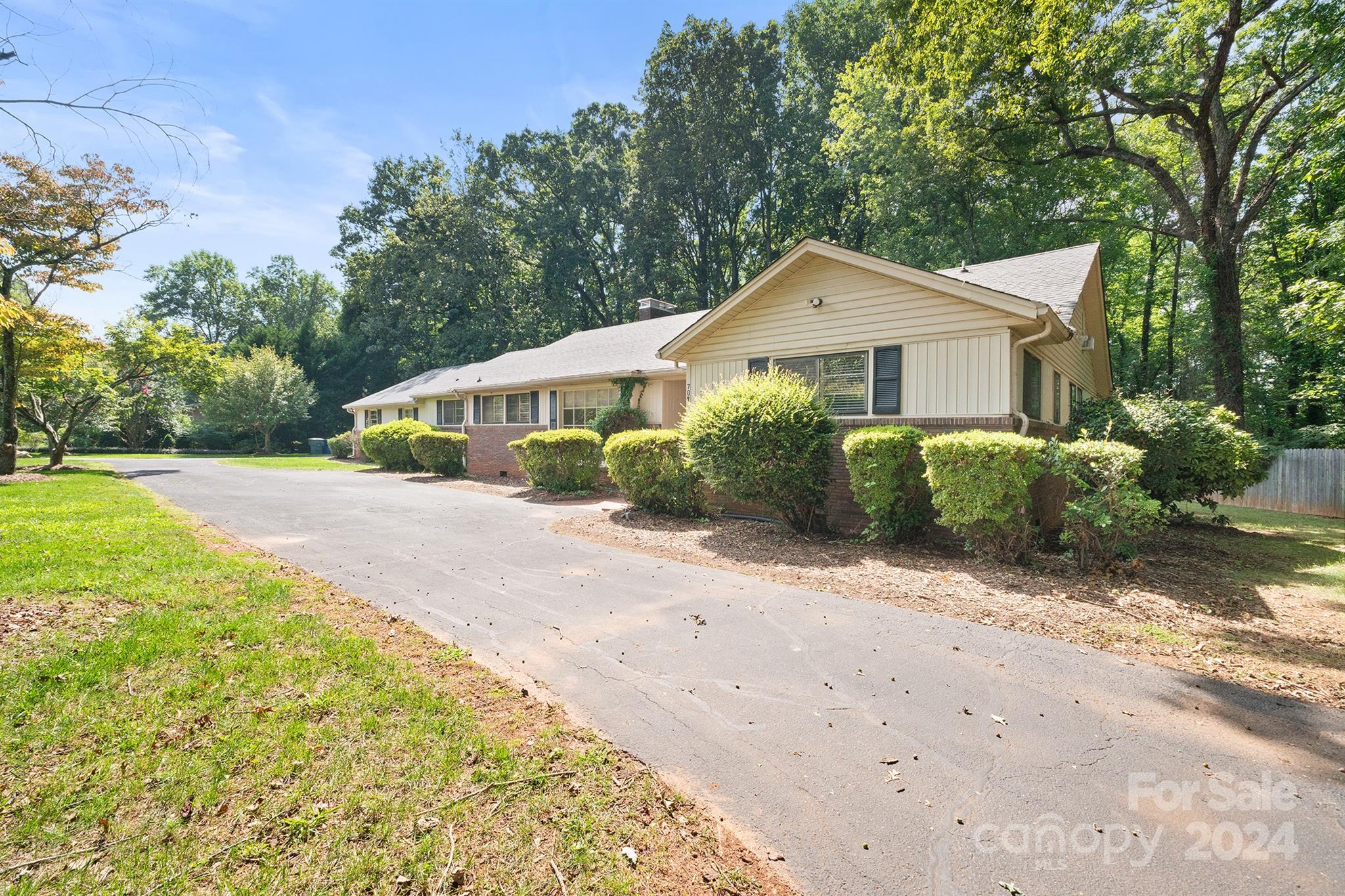 Property image 3 of 709 2nd Avenue in Westside Development, Conover, NC 28613