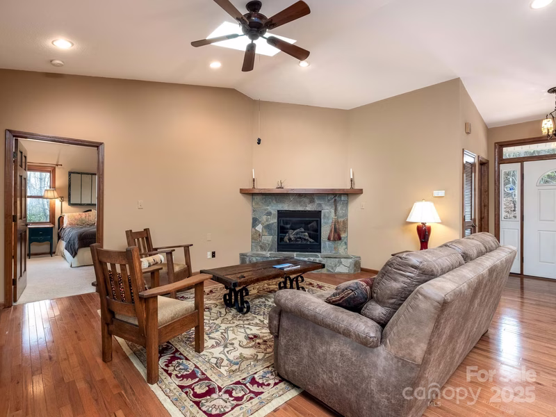 Property image 4 at 100 Utsonati Lane, Brevard, NC 28712