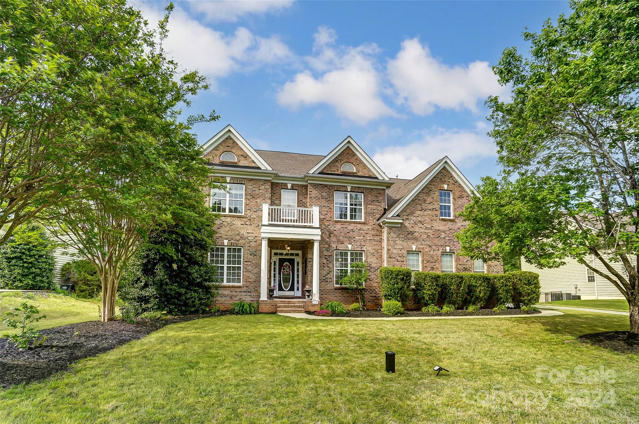 Property image 2 of 409 Ranelagh Drive in Wesley Oaks, Waxhaw, NC 28173