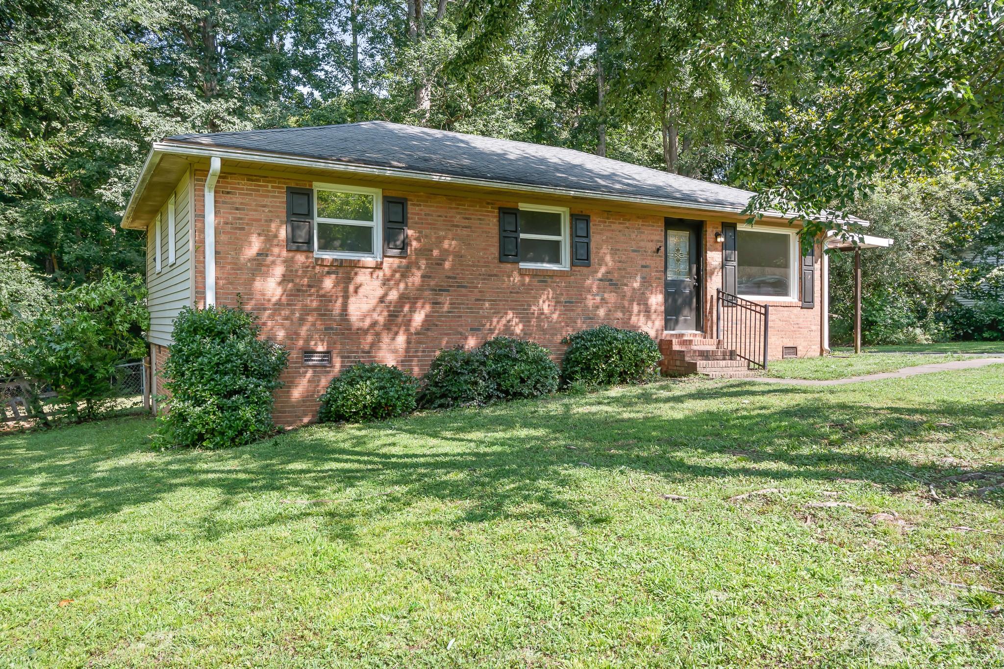 Property image 3 of 408 Kennerly Drive in Indian Trail Park, Indian Trail, NC 28079