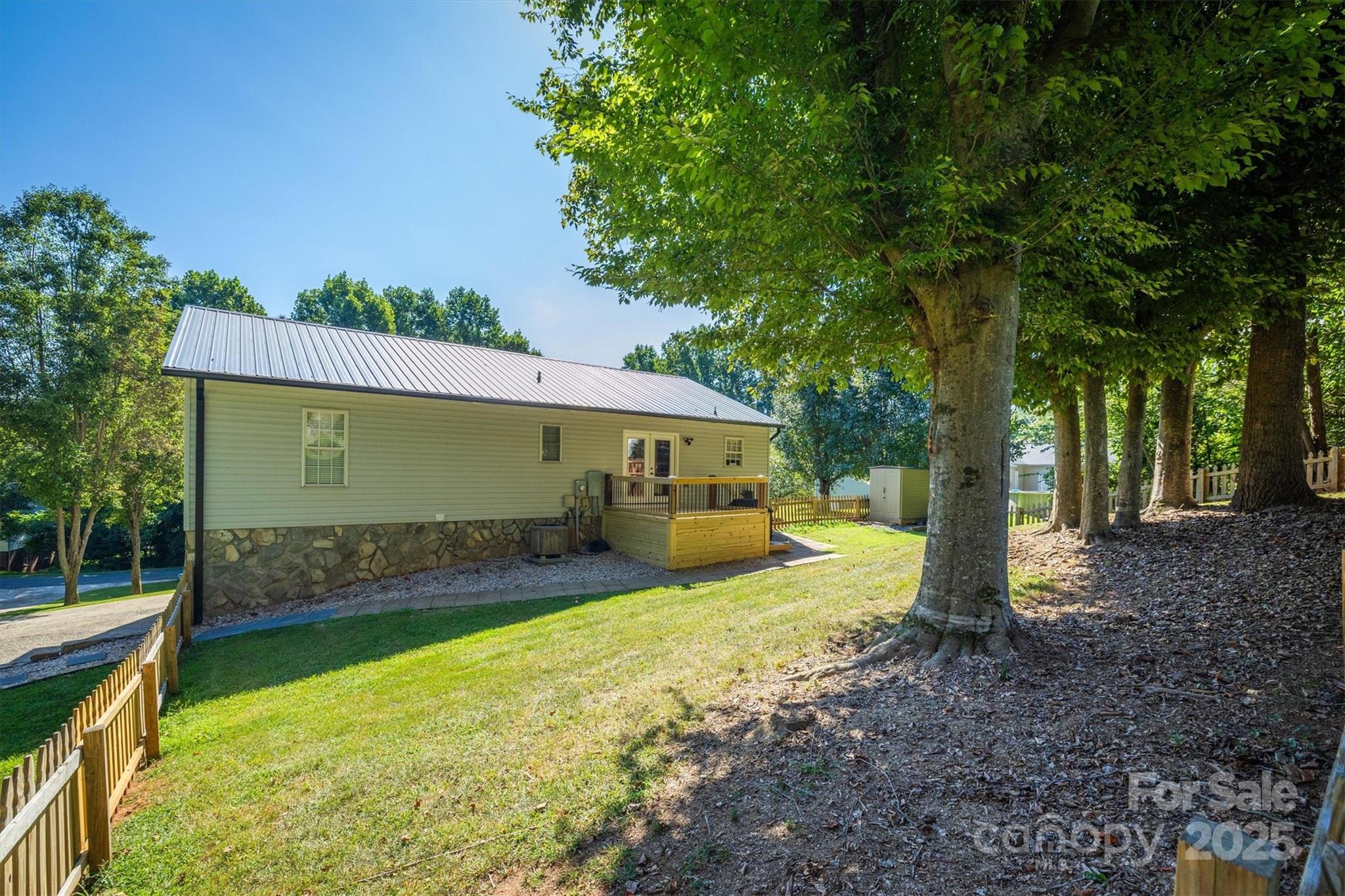 Property image 5 of 3781 Serenity Drive in Melrose Place, Hickory, NC 28602
