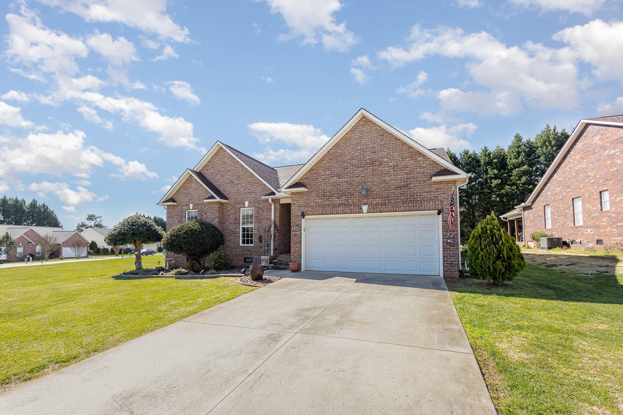 Property image 2 of 1103 Overhill Road in Woodfield, Salisbury, NC 28144