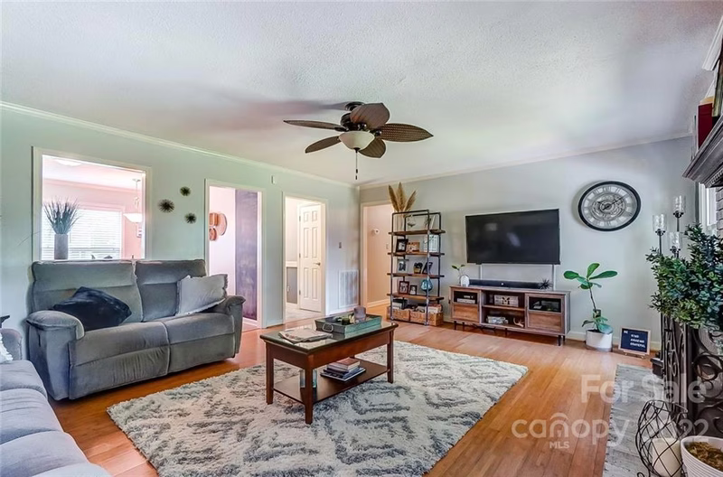 Property image 3 at 2418 Live Oak Court, Gastonia, NC 28056