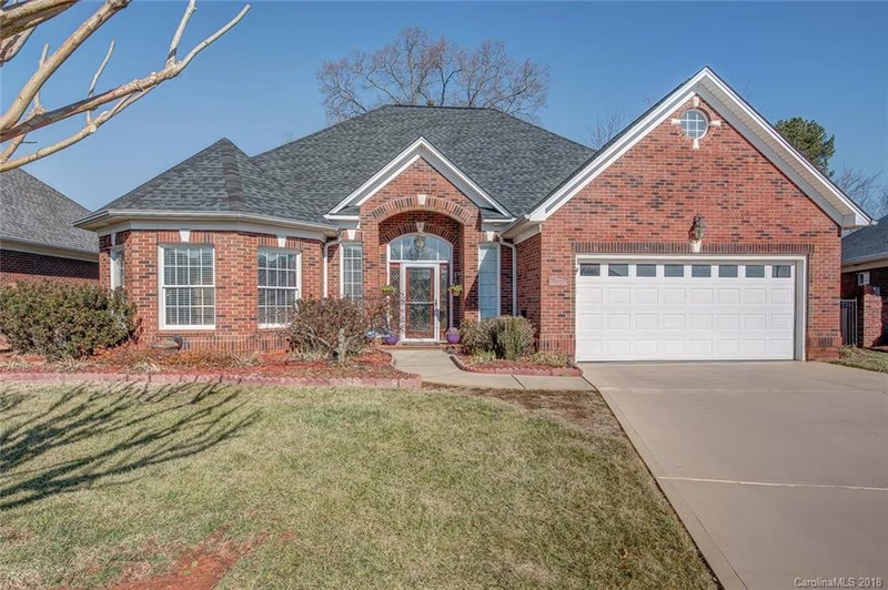 1511 Elkhart Circle